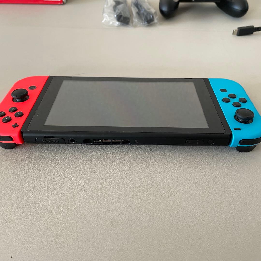 美品　Nintendo Switch ソフト付　ゼルダの伝説　他　コントローラ