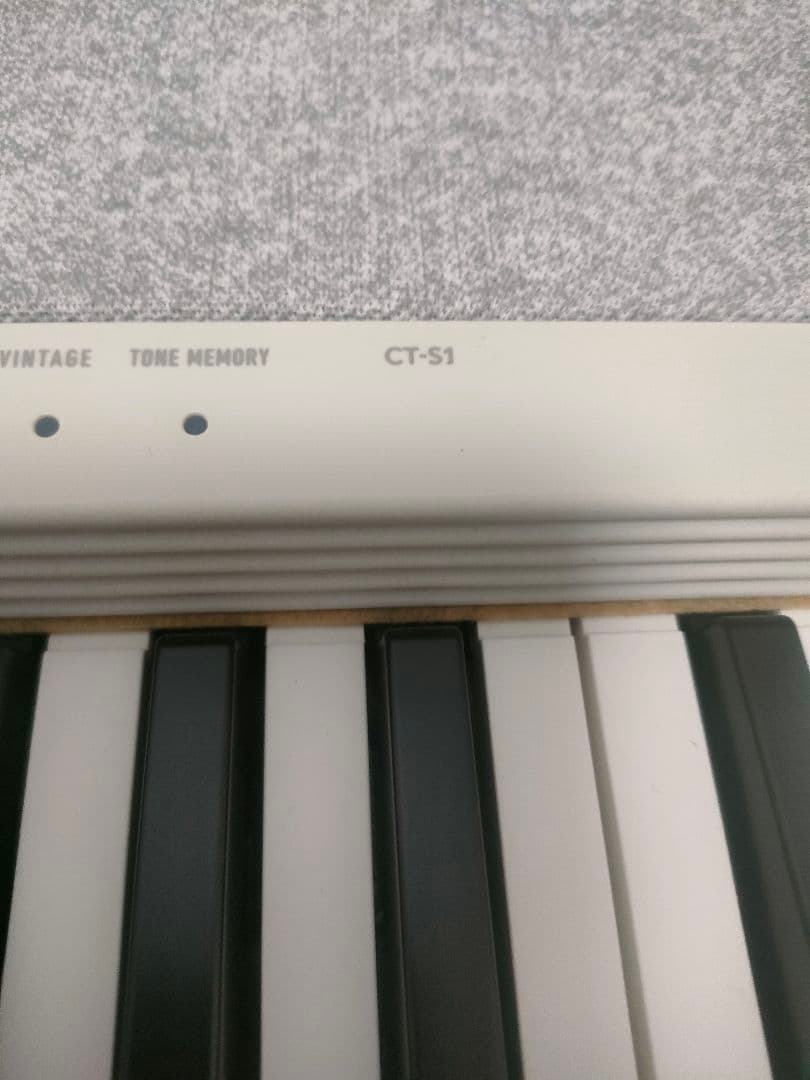 カシオ　電子キーボード　CT-S1 2025年製　　61鍵盤