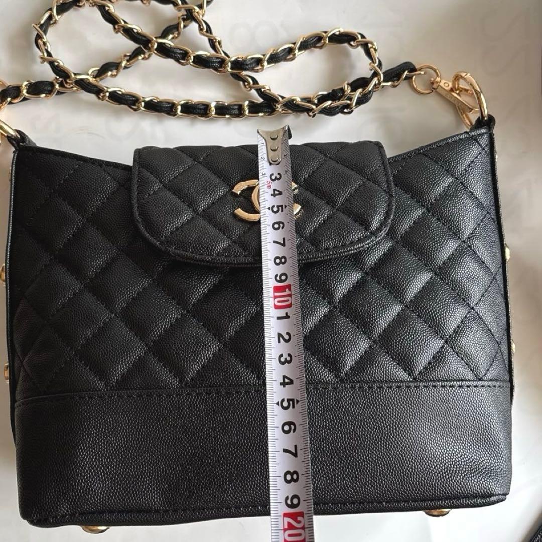 ノベルティ　キルティングショルダーバッグ　ブラック