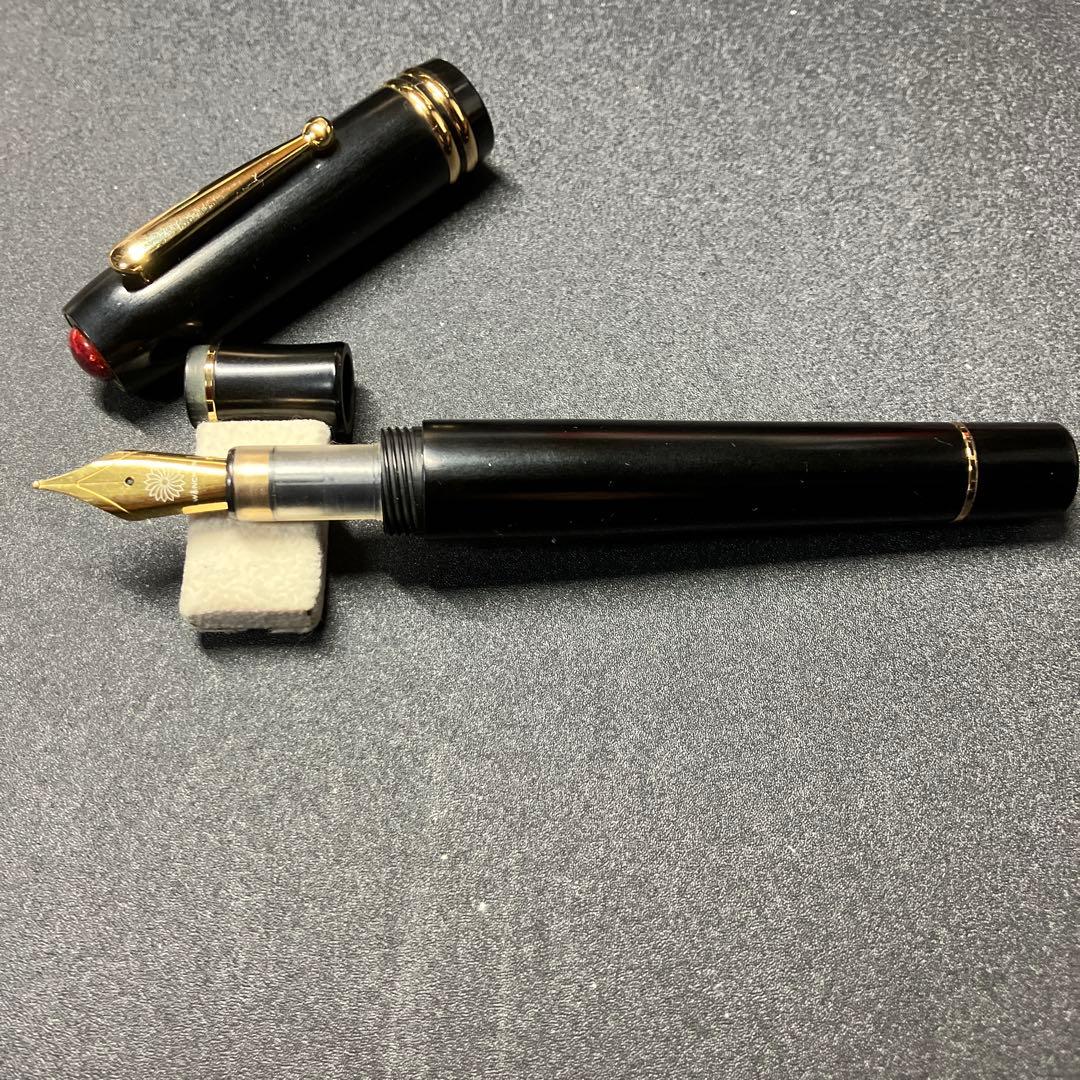 ワンチャー製ベークライト七宝万年筆　Ｍ中字 新品未使用品　インクオマケ付き