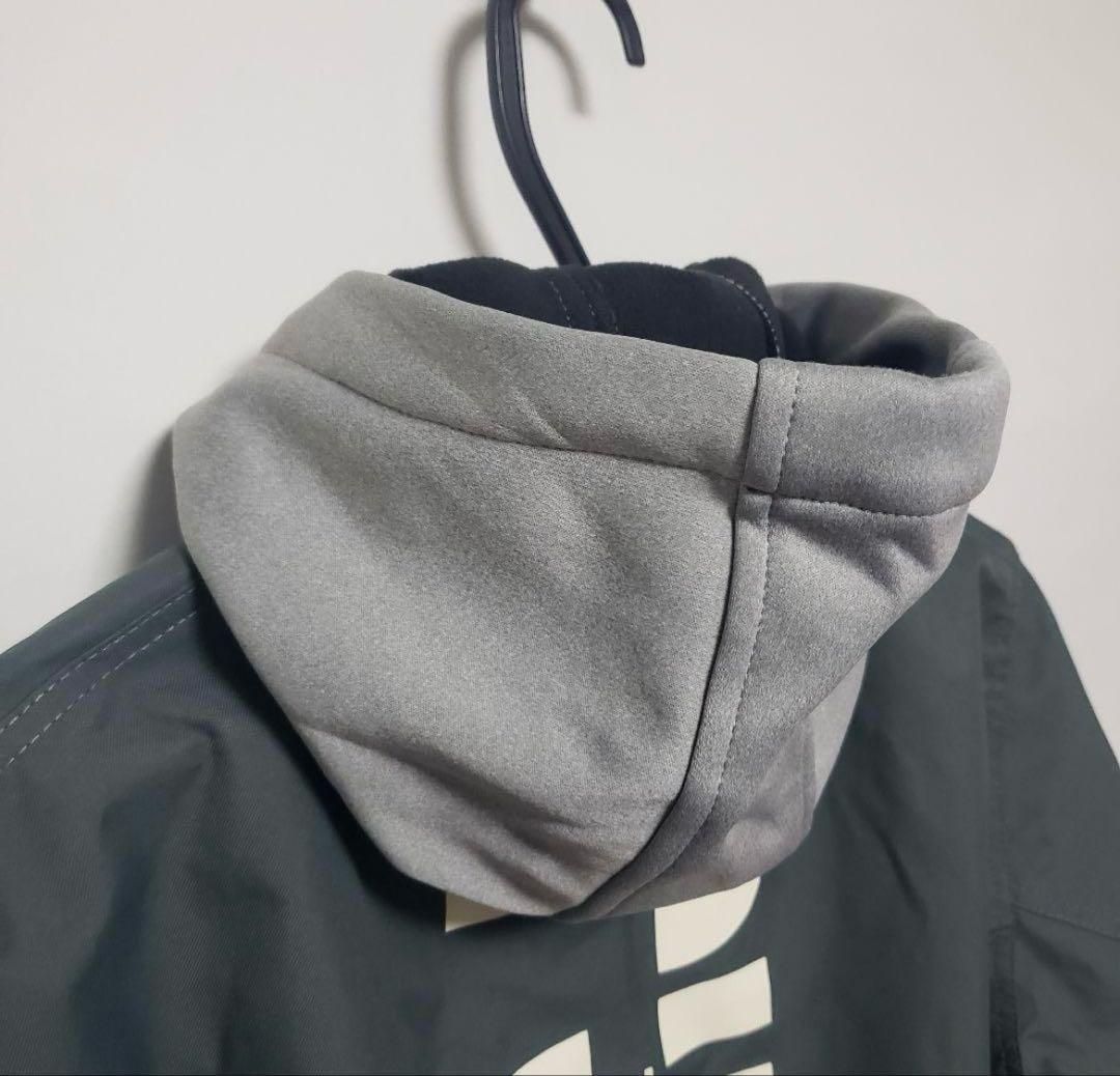 グレー フード付きジャケット