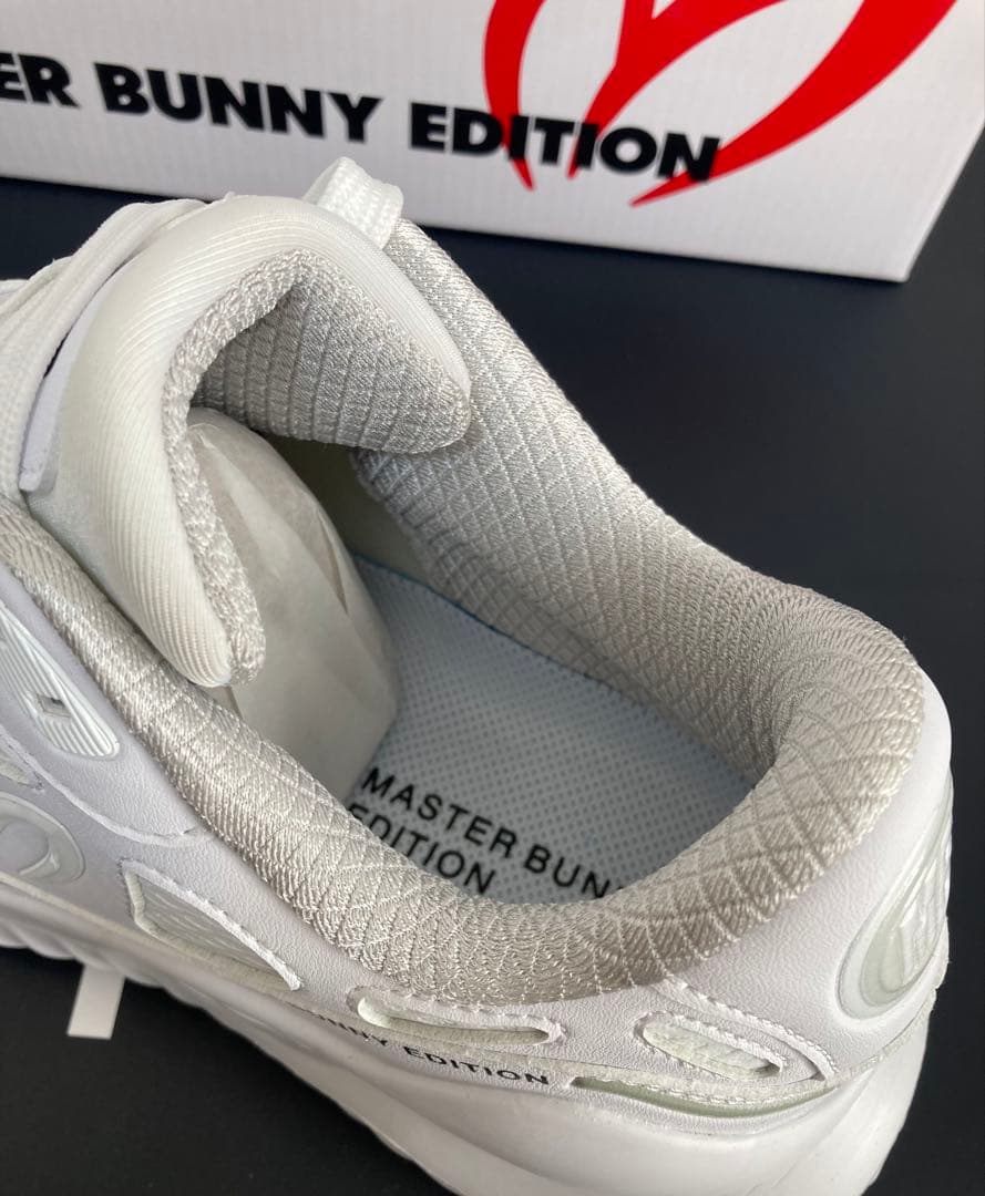 新品 パーリーゲイツ マスターバニー メッシュライクシューズ 27.0cm 白