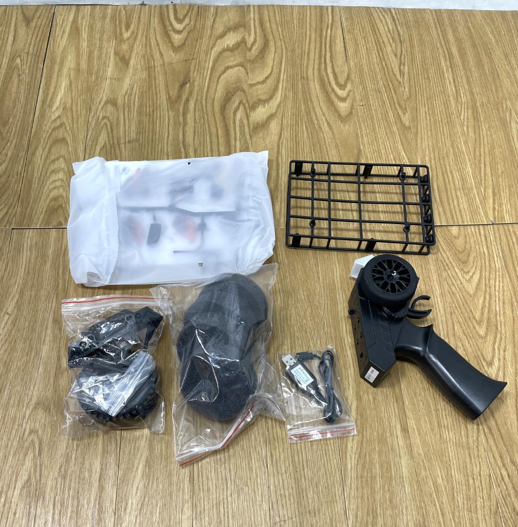 Y☆459 MN-MODEL クローラー　ラジコンカー MN-128　未使用品