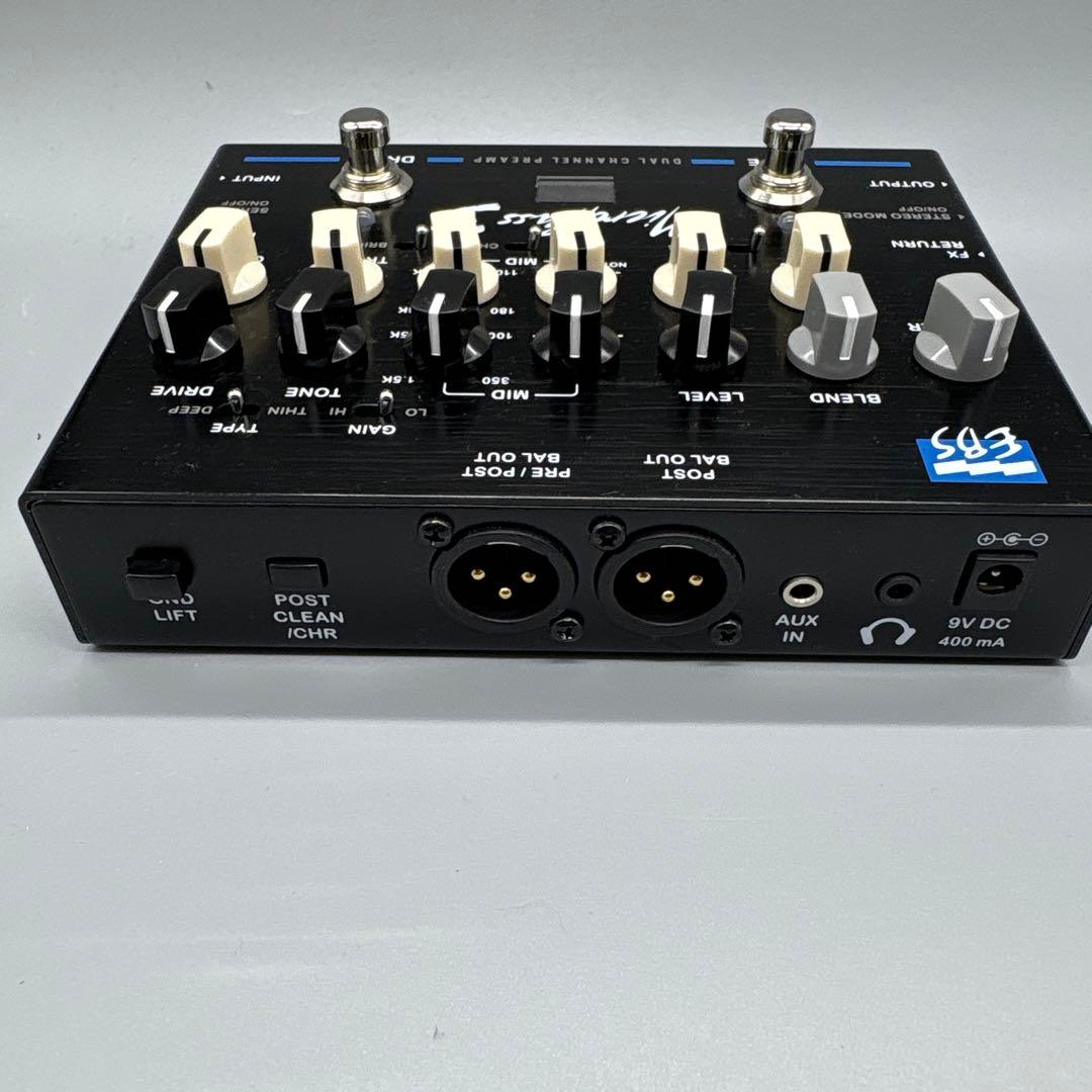 EBS MicroBass 3 デュアルチャンネルプリアンプ