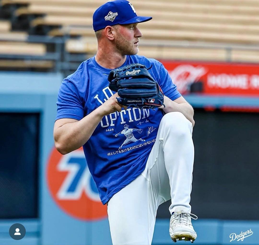 ロサンゼルス　山本由伸投手Losing isn't an Option Tシャツ