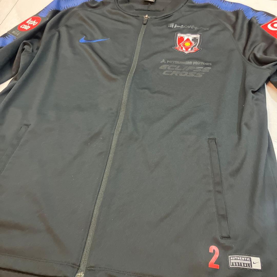 浦和レッズ　トレーニングトップ 3XL