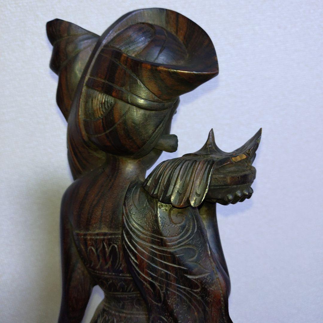 バリ　島　木彫　人形