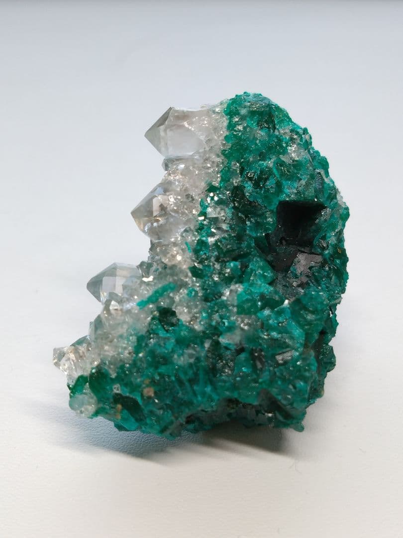 クォーツ　ダイオプテーズ　コンゴ産　鉱物　標本　原石