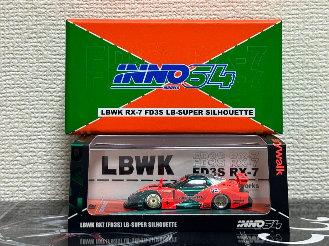 ミニカー Inno64 1/64 LBWK Liberty walk RX-7 FD3S