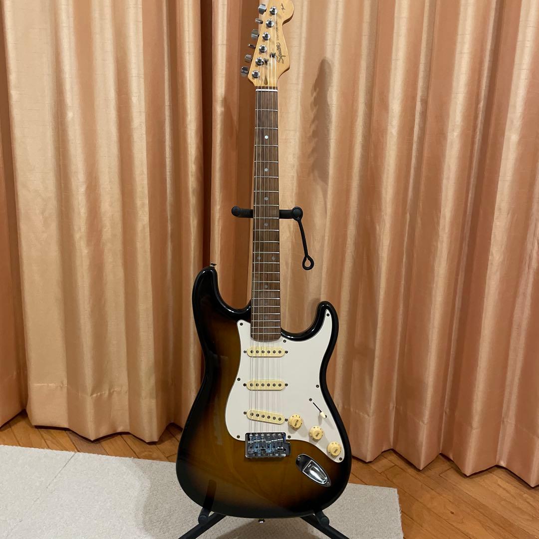 【ビンテージ】Squier ストラトキャスター サンバースト 2000年モデル