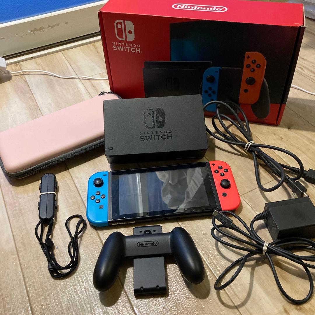 Nintendo Switch 赤/青 本体