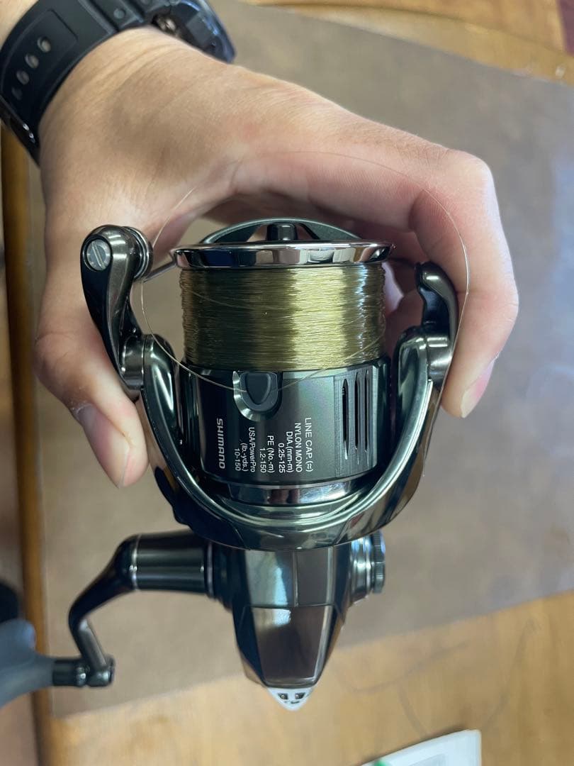 シマノ　22ステラ3000MHG 極美品　リール　サクラマス　シーバス　釣り