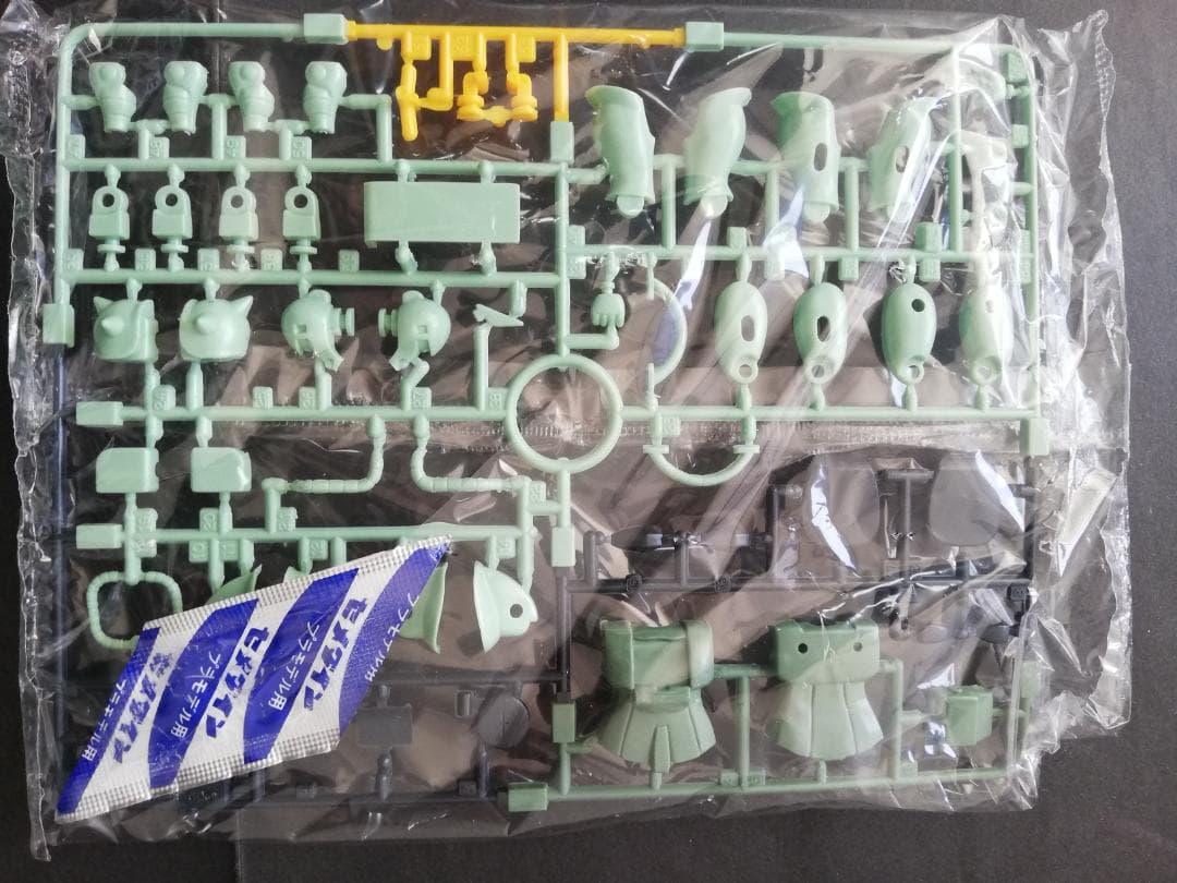 イロプラ 1/250 ガンプラ RX-78 ガンダム シャアザク グフ プラモ