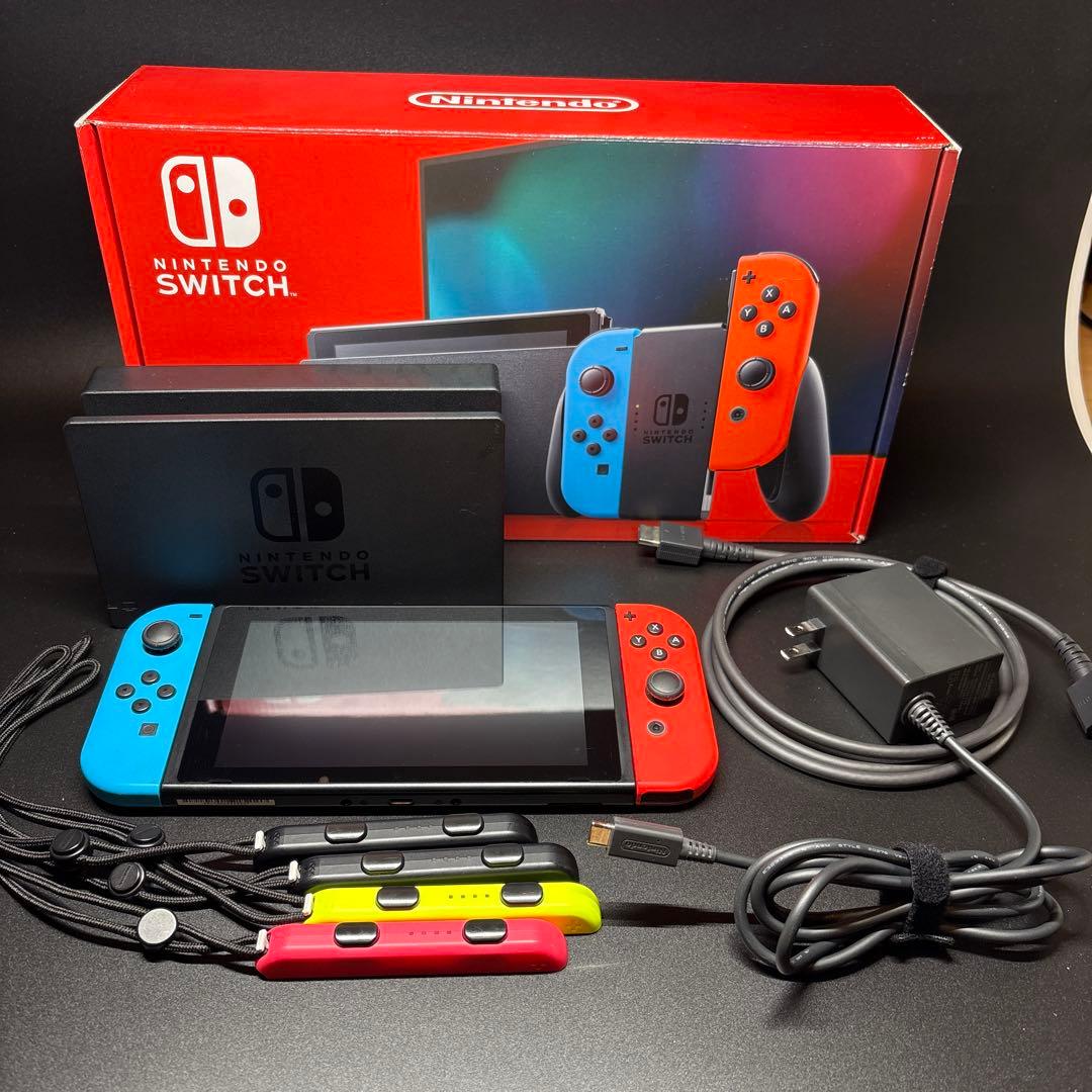 Nintendo Switch 本体一式＋プロコン＋JoyConハンドル＋ケース