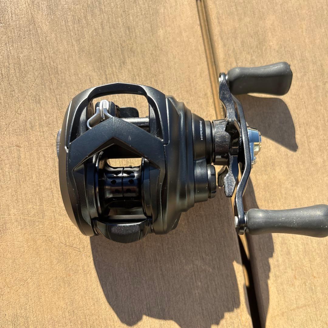 TATULA TW 80 ベイトリール