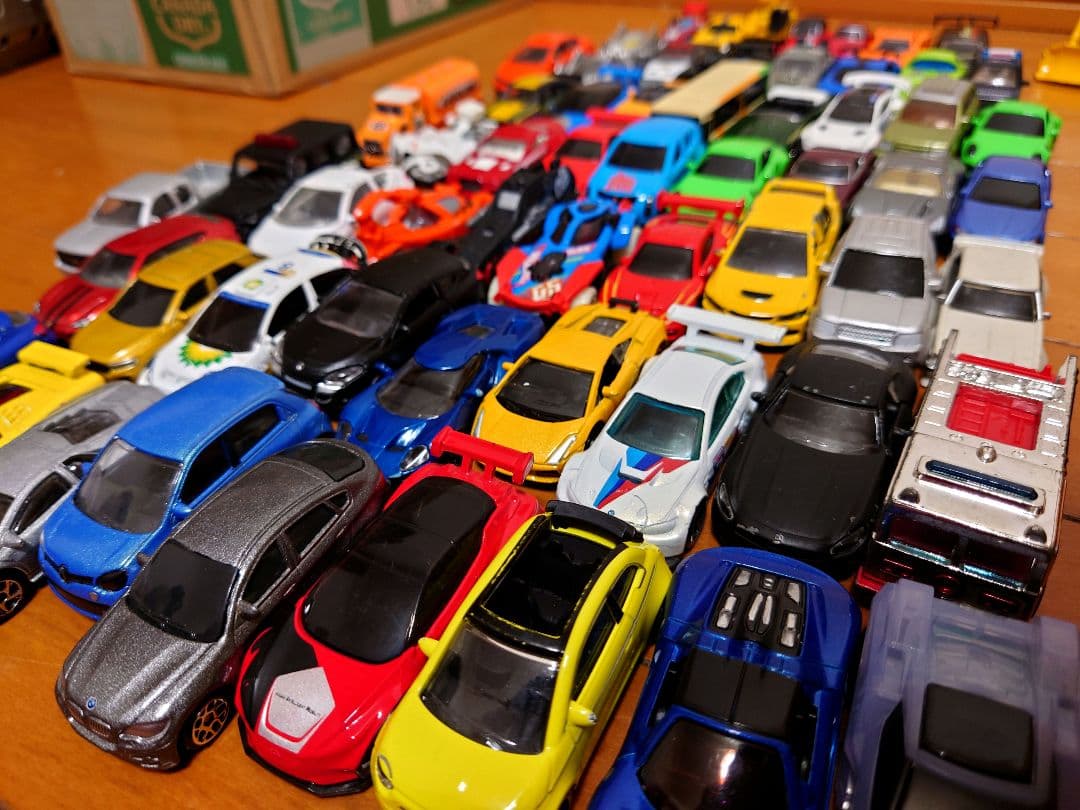 【143台】TOMICA　トミカ　ミニカー　大量まとめ売り　ホットウィール