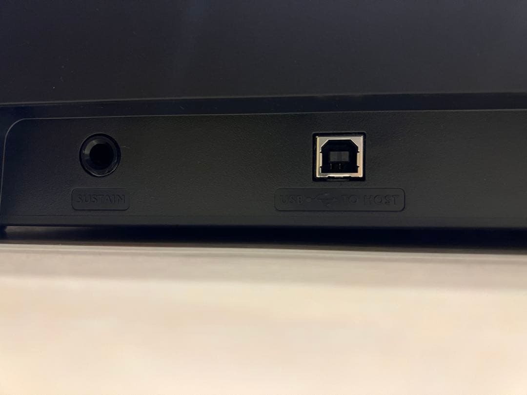 ほぼ未使用 YAMAHA キーボード Piaggero NP-35B 23年製