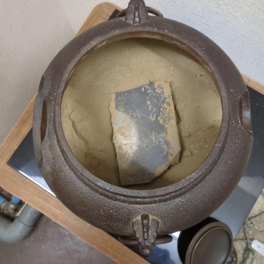 鉄釜風炉　電熱器付き　灰入り　茶道具　茶道　風炉釜　鉄　電熱器