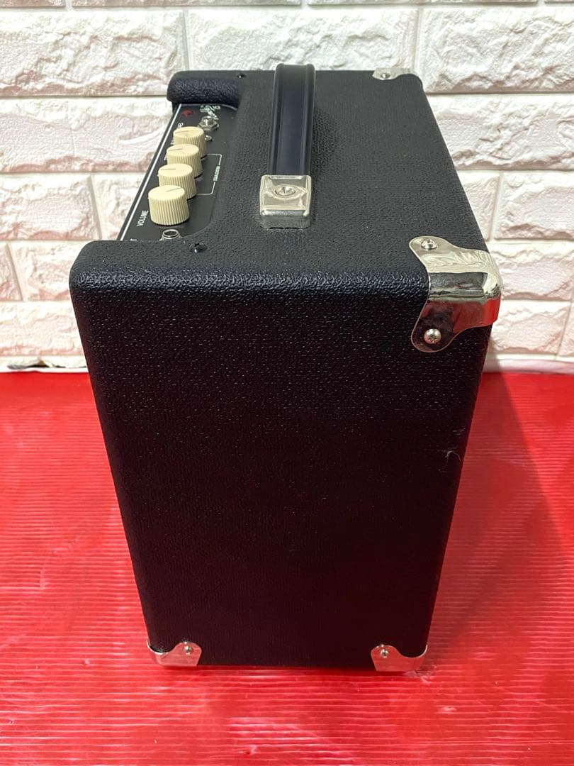 Fenderフェンダー Rumble 15ベース用コンボアンプ