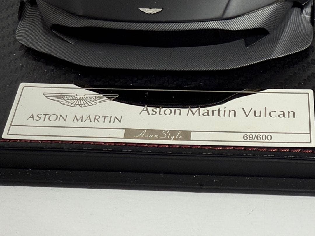 Frontiart 1／18 アストンマーチン ヴァルカン マットブラック