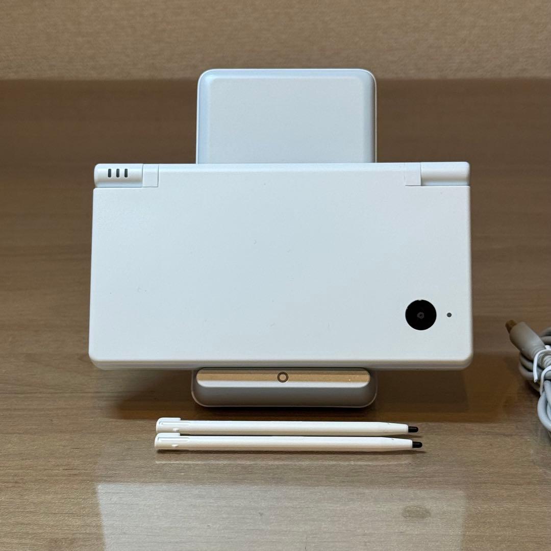 8-050【ほぼ未使用】ニンテンドーDSi ホワイト