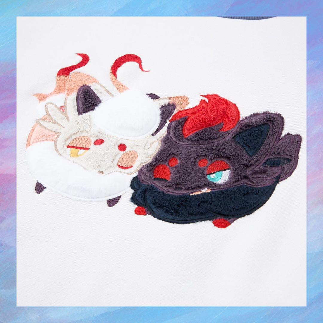 ポケモン　もこもこアップリケスウェット にたものどうし ゾロア＆ヒスイゾロア