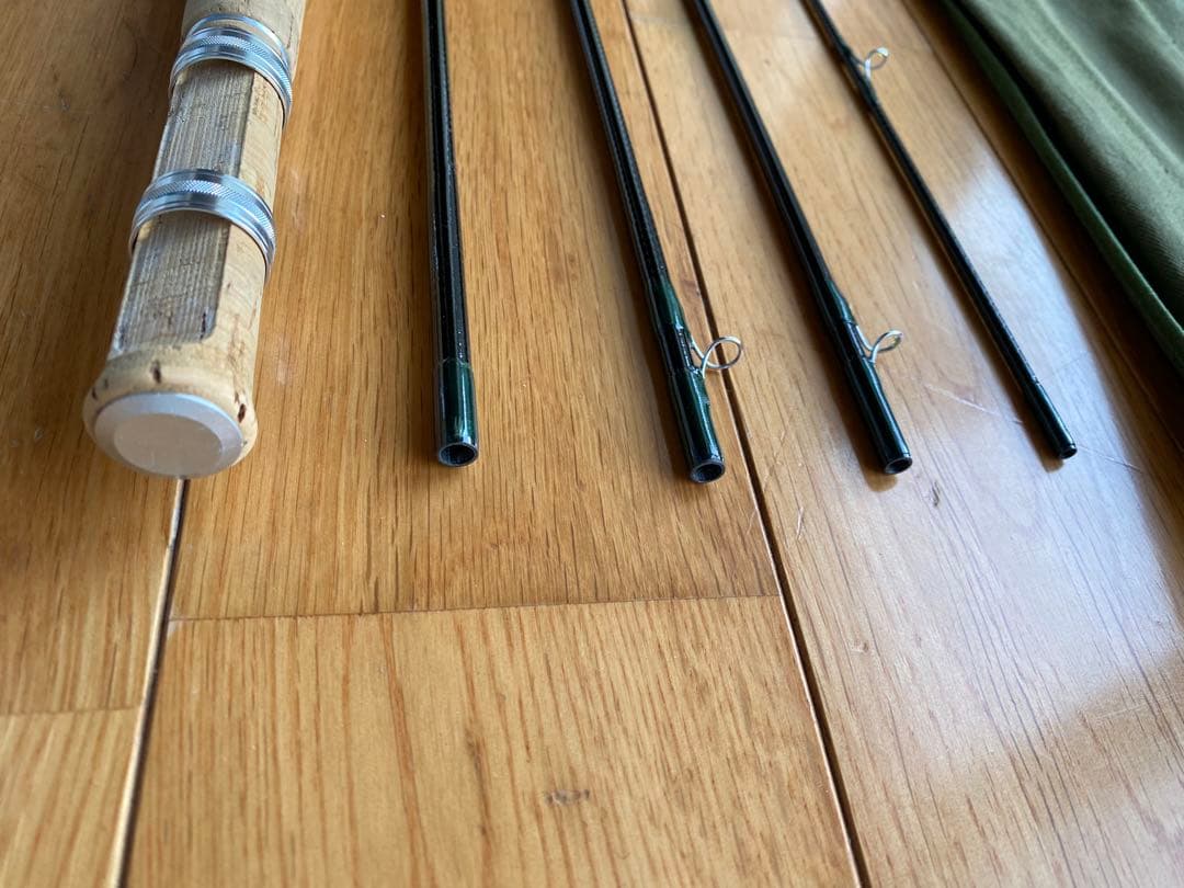 ダイワ　ファントム　AWF８０５ー５　＃４ー５　ドライ&ニンフ　ケース付き