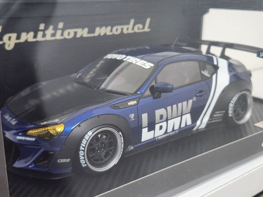 【1/18イグニッションモデル】Liberty Walk Toyota 86