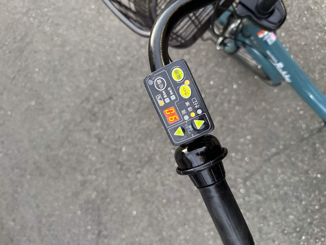 人気な車種　ヤマハパスバビー　子供乗せシート付き　20インチ電動アシスト自転車