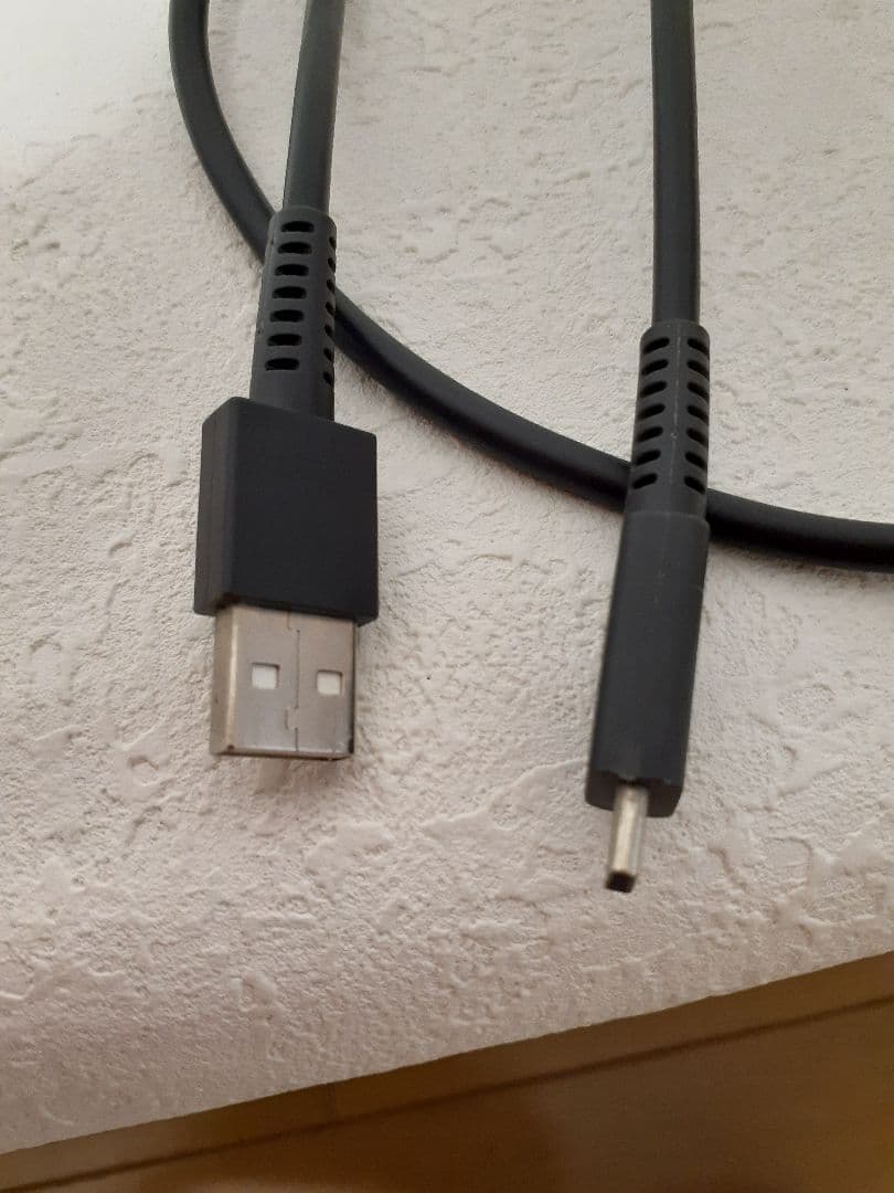 Nintendo Switch 本体 & Proコントローラー1個