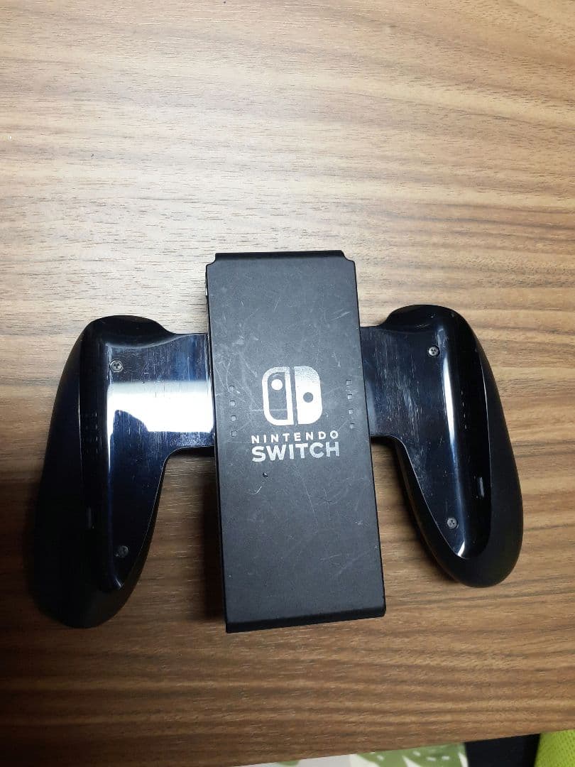 Nintendo Switch 本体 & Proコントローラー1個