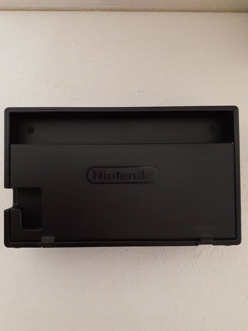 Nintendo Switch 本体 & Proコントローラー1個