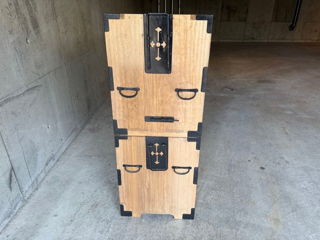 桐箪笥 和箪笥 古家具 古道具 ヴィンテージ レトロ 希少 高級金具