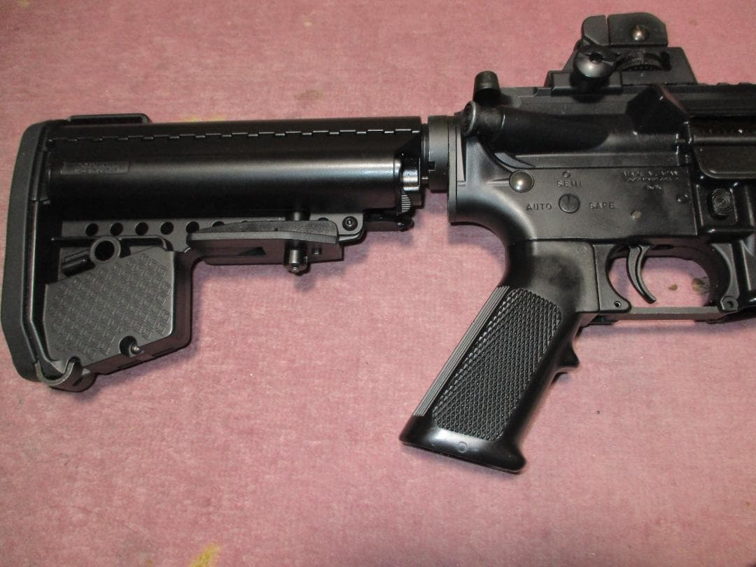 東京マルイ CQB-R 　次世代電動ガン 充電器、バッテリー付き