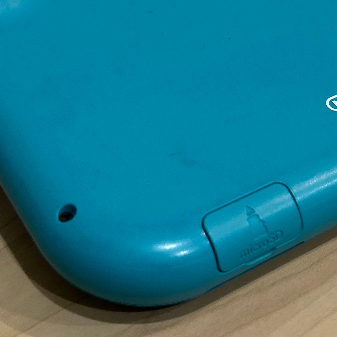 任天堂　Switch light スイッチライト　ブルー