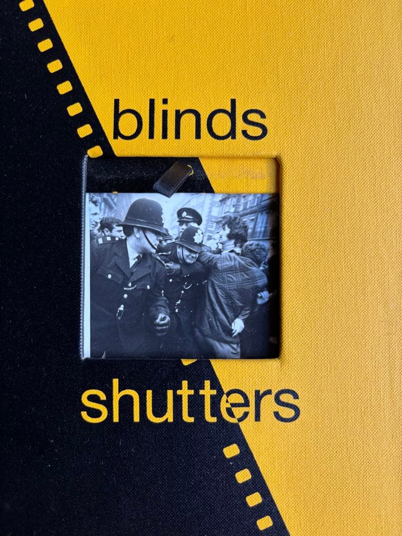 マイケルクーパー写真集 blinds & shutters