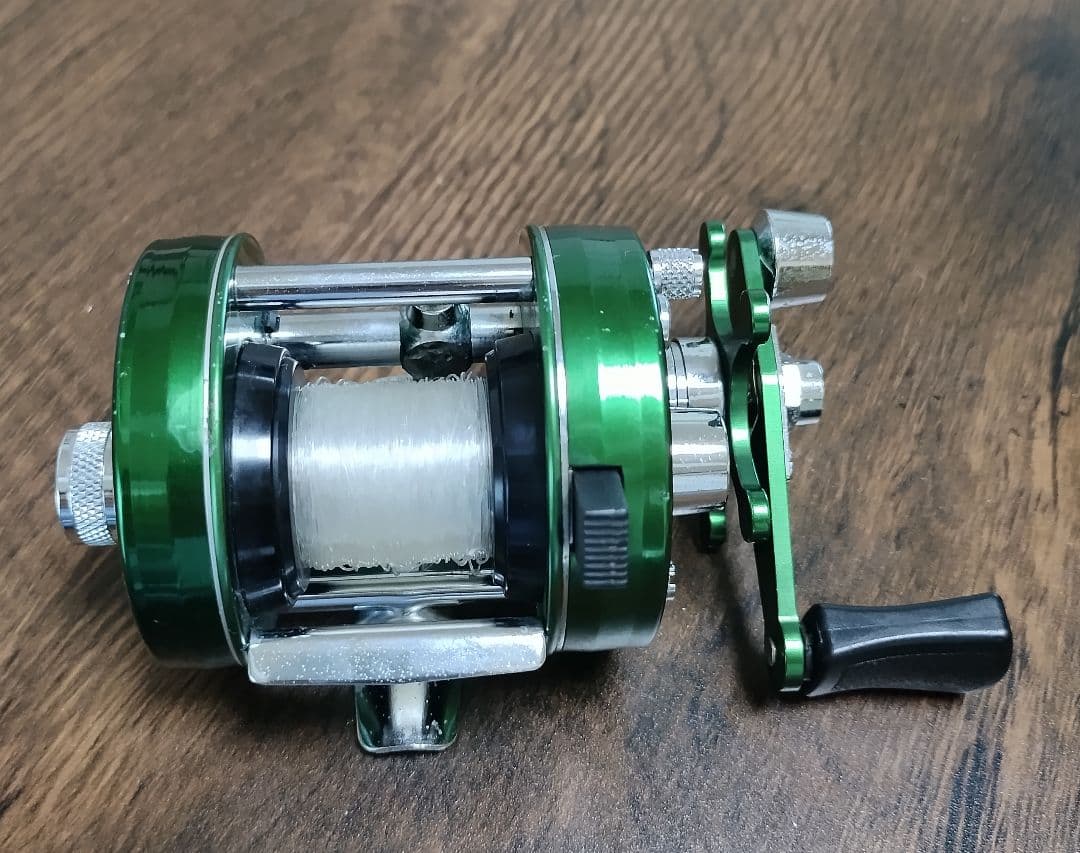 ABU Ambassadeur 2500C ベイトリール