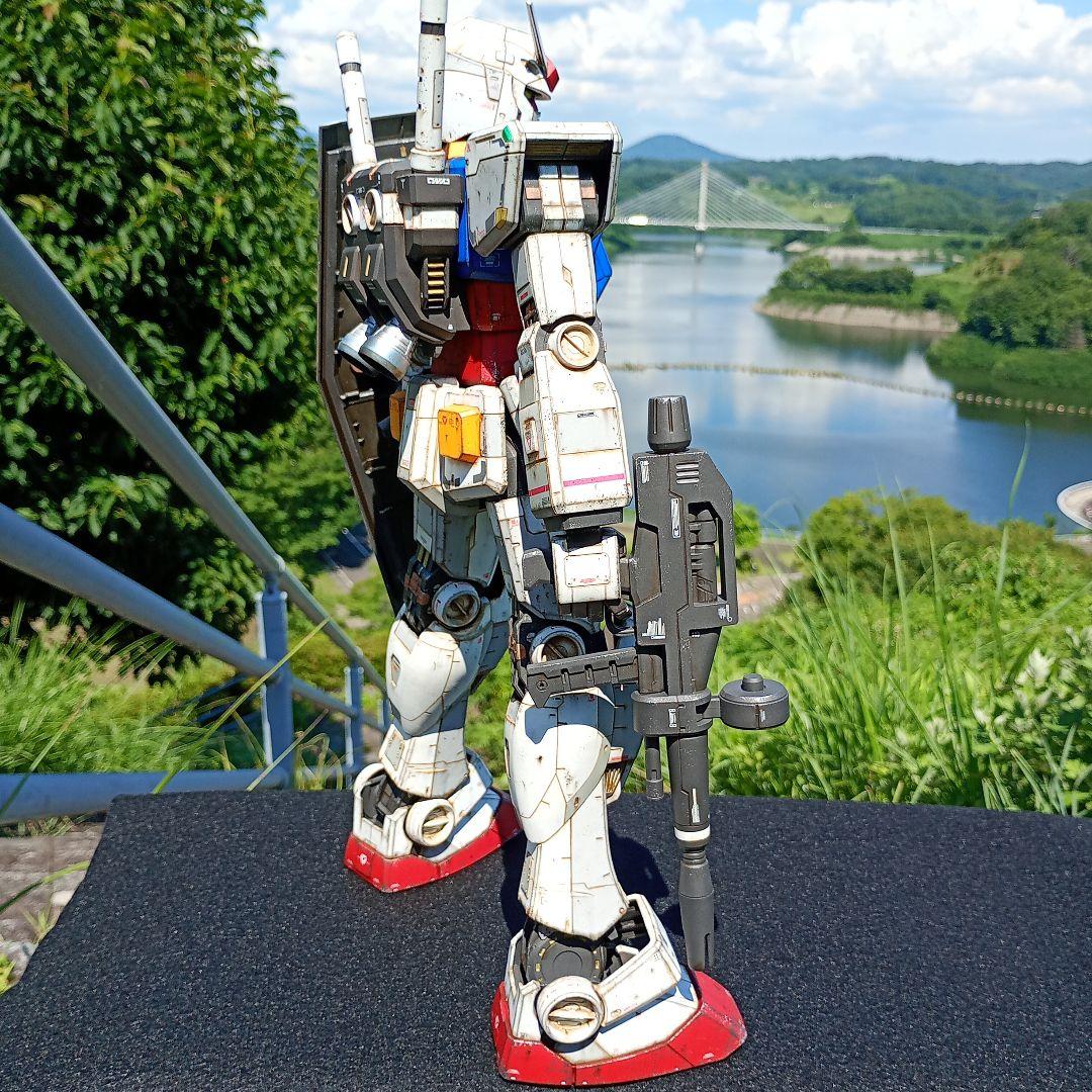 1/48 メガサイズ　ガンダム　塗装済完成品　ガンプラ