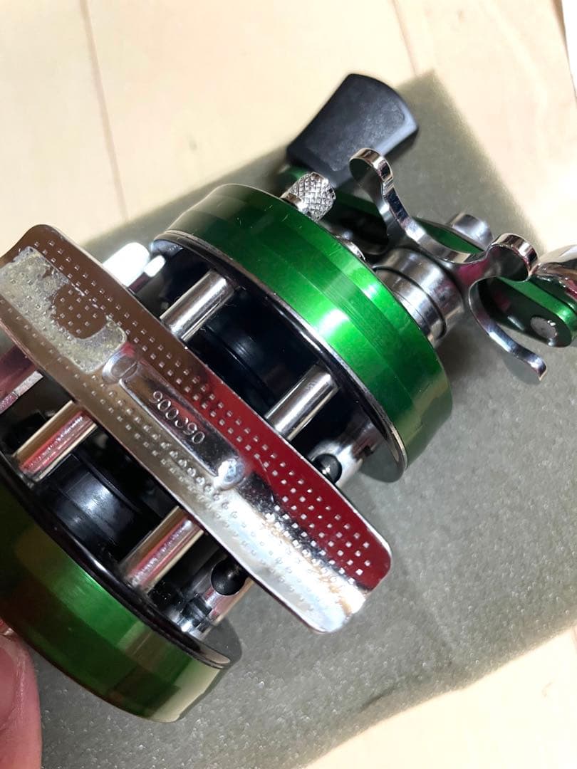 ABU 2500CI  アブガルシア　アンバサダー　グリーン