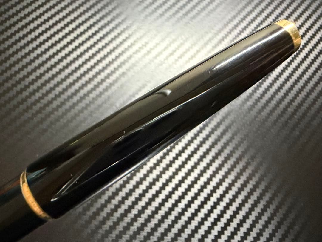 未使用に近い モンブラン No.310 ブラック F 細字 万年筆