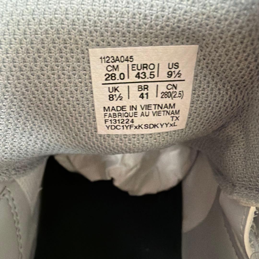 asics ホワイト スパイク P革付