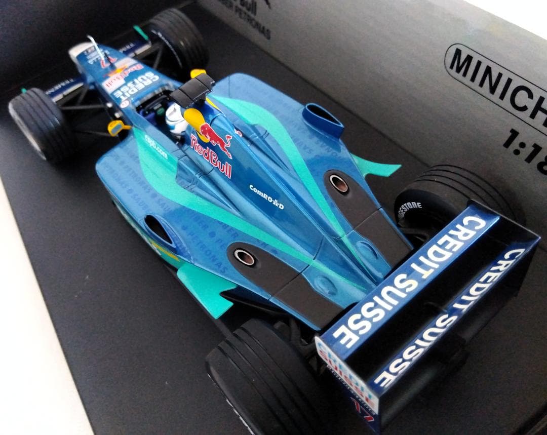 PMA 1/18 レッドブル ザウバー ペトロナス C20 K.ライコネン