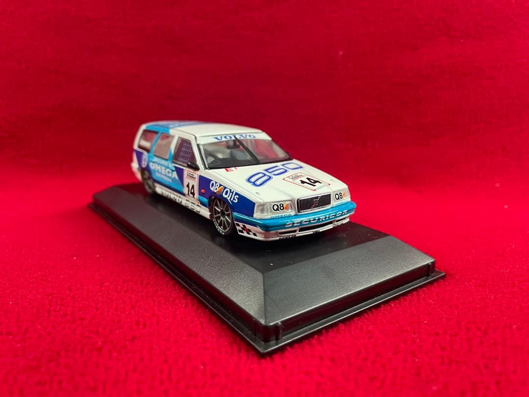 1/43　ボルボ850 ミニチャンプス　　オメガ　ミニカー　　ワゴン