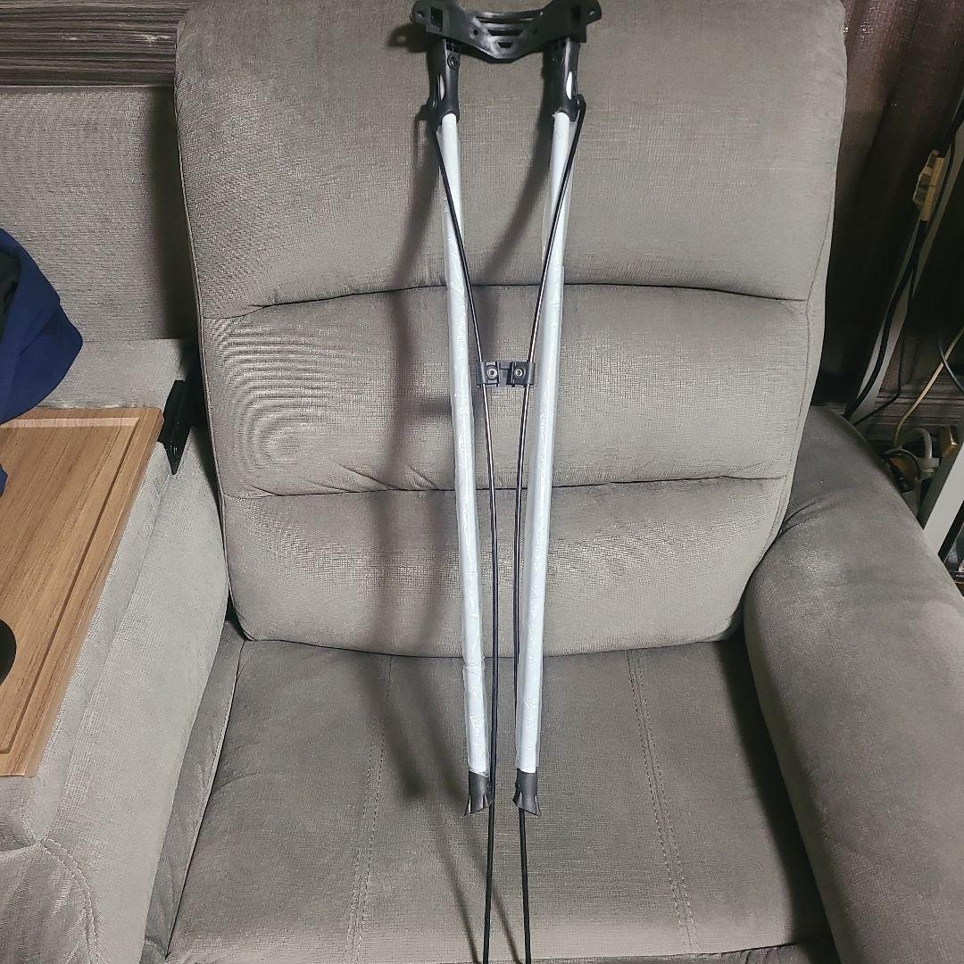 パーリーゲイツ PEARLY GATES スタンド型キャディバッグ専用三脚