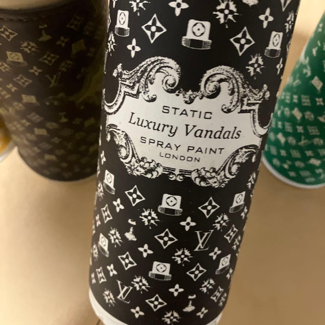 m*p様 static luxury vandals spray can ルイヴ