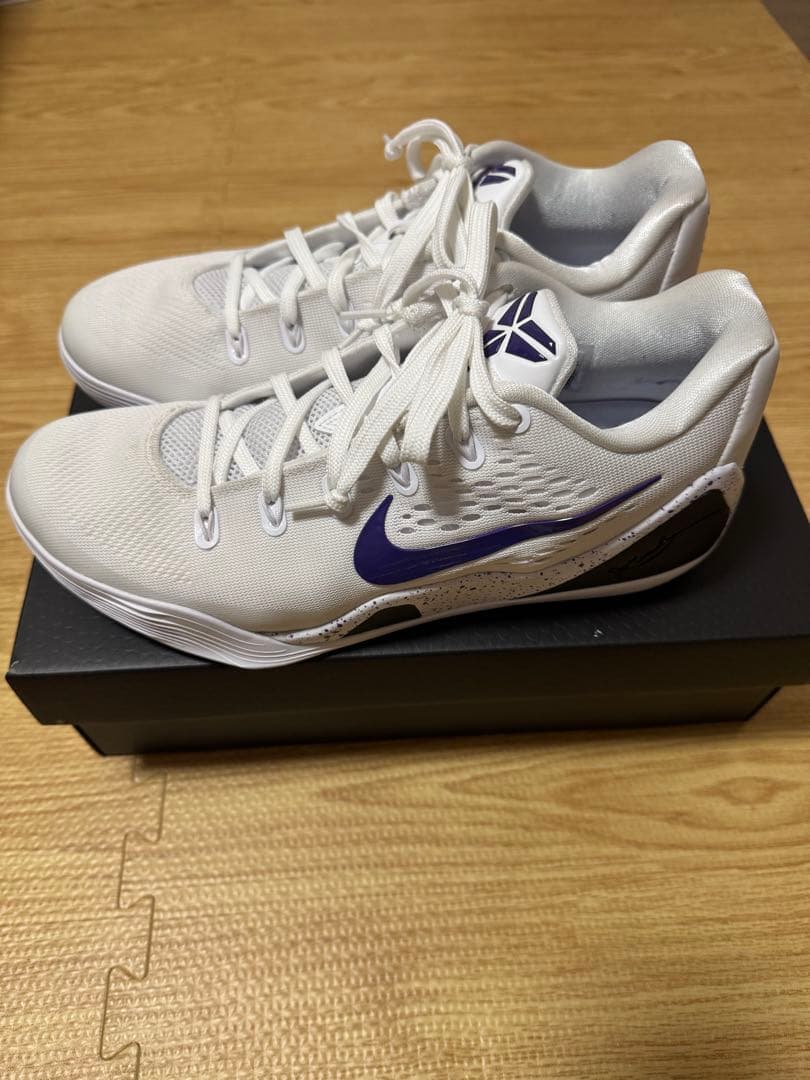 NIKE　KOBE IX エリート LOW EM プロトロ ホワイト×パープル