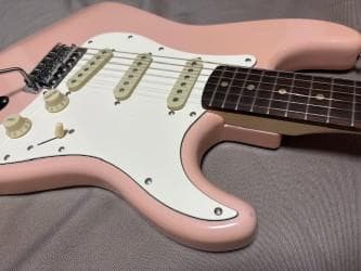 SQUIER AFFINITY ストラトキャスターモデル　シェルピンク