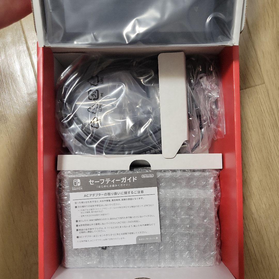 【新品 】 Nintendo Switch バッテリー強化版 ネオンカラー