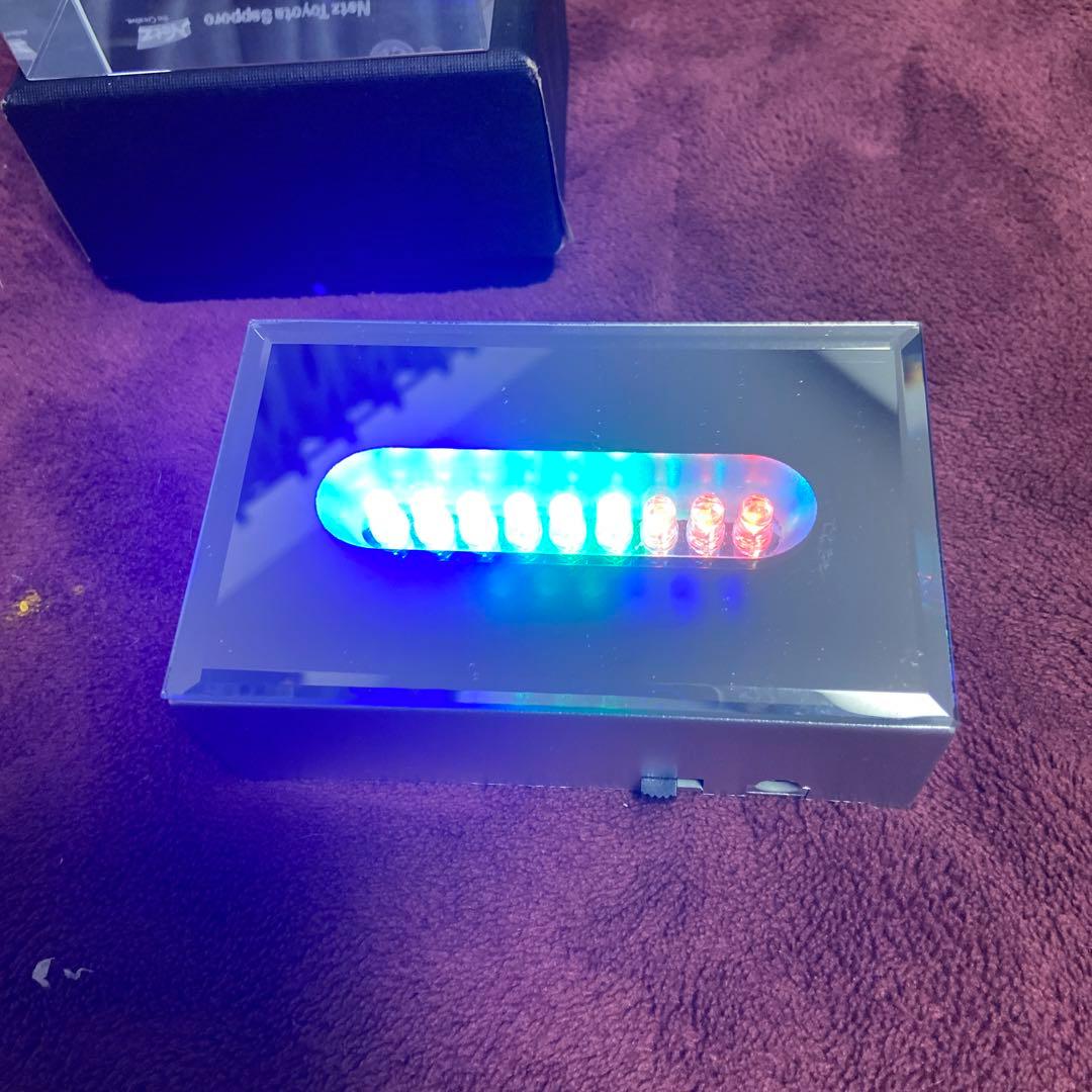 シエンタ　クリスタル　ガラス置物　大