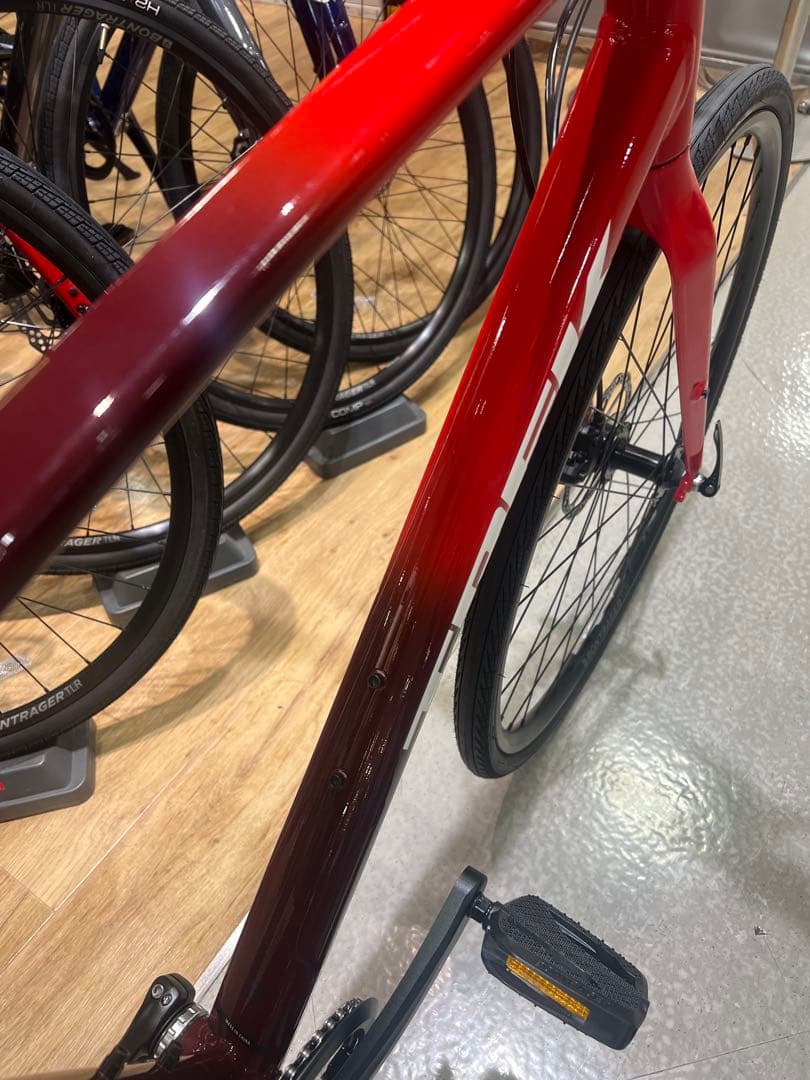 最終価格‼️トレック　FX3 展示車　Lサイズ　レッド